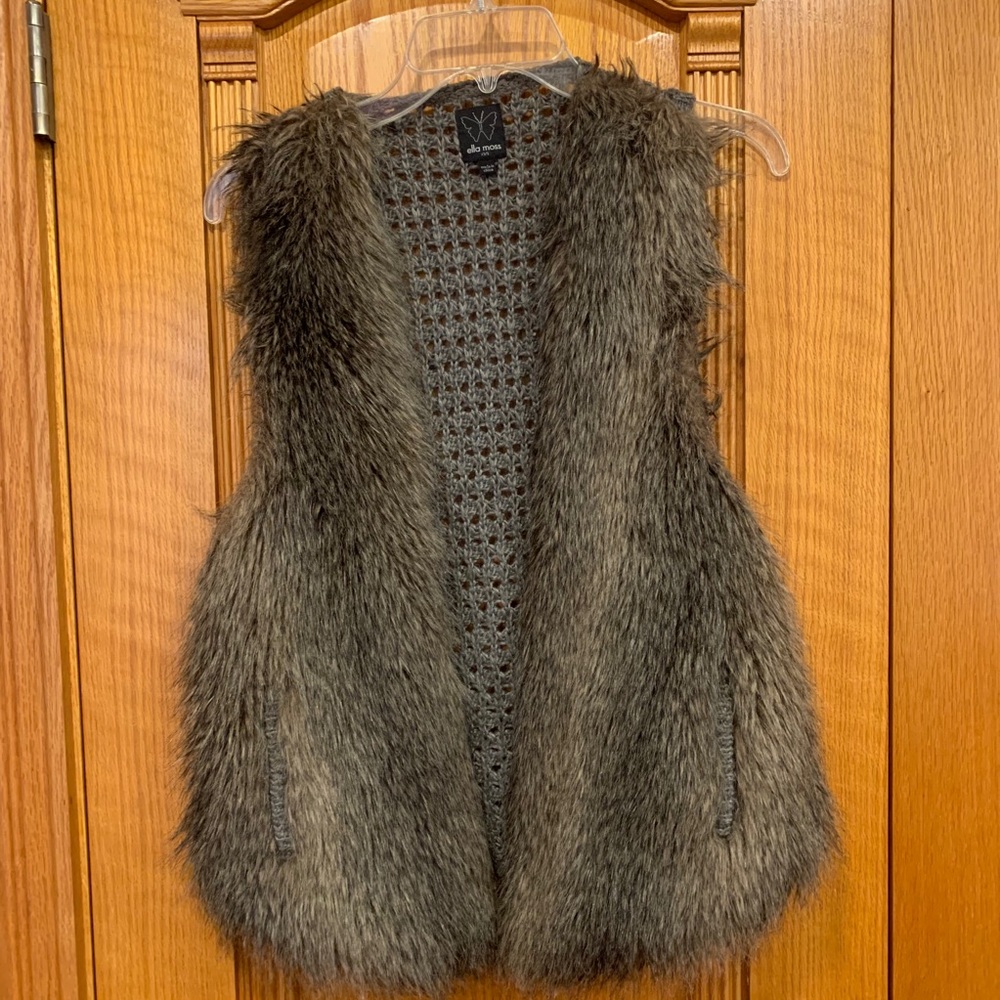 ELLA MOSS FAUX FOX VEST SZ XS/S
